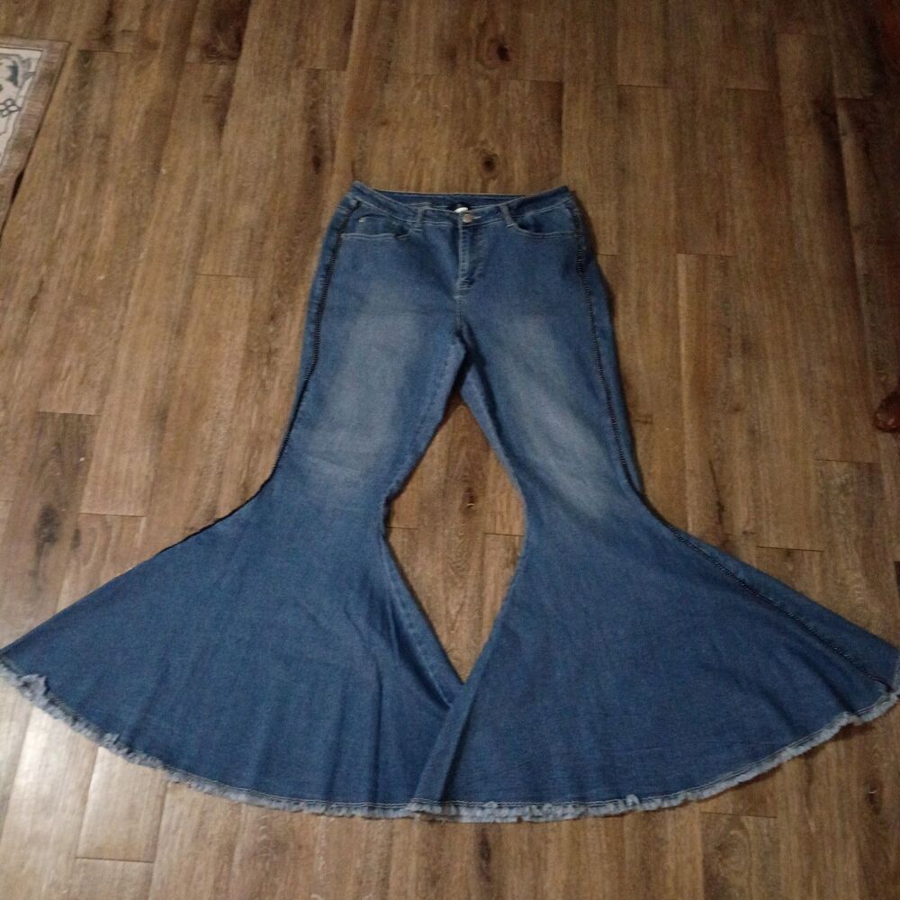 Venus super flare bell bottoms size 14